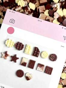 1 Pack (20pcs Random Style) Of Nail Art Autumn And Winter Meilard Color Nail Accessories, Three-Dimensional Exquisite Chocolate Waffles, Cookies Nail Resin DIY Nail Salon Specific, Suitable For French Nails - Multicolor - View 4