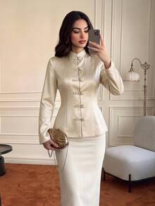Women's Autumn Pale Yellow Satin Chinese Style Stand Collar Waist-Cinching Jacket With Front Frog Buttons, Suitable For Dating, Daily Wear And Commuting - Light Yellow - View 1