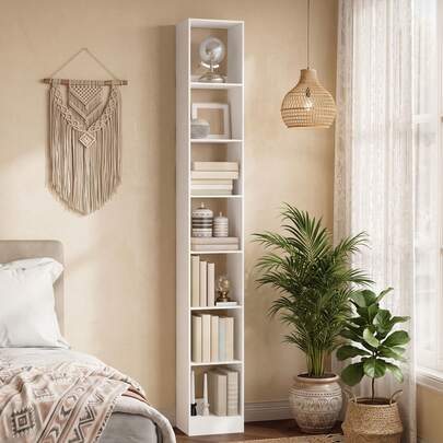 Fobyfurny Estante alta de sete níveis em formato de cubo, com 3 alturas ajustáveis por nível, painel traseiro para evitar que os objetos caiam, estreita e compacta com dispositivo anti-tombamento, 24,5*30,5*214,5 cm, estante para exibição e armazenamento para sala de estar, quarto, escritório e sala de estudos, branca.