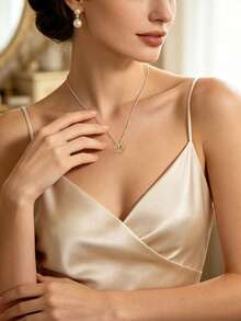 Swarovski Idyllia Series Women's Floral Necklace, High-End Crystal Pendant, Luxury Jewelry Accessory, Gift Jewelry - Multicolor - View 6