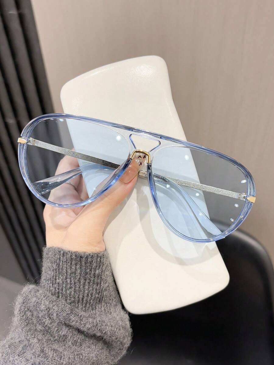 1件女款復古極簡大框時尚眼鏡