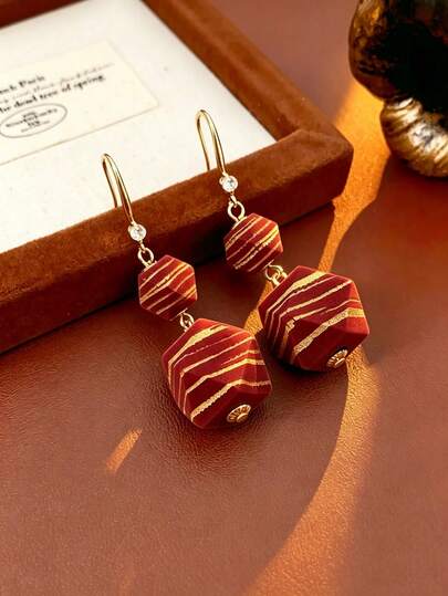 1 Pair Vintage Red Striped Wooden Bead Earrings, Geometric Fashion Ear Hooks, Minimalist Niche Elegant High-End Earrings For Women, Suitable For Holiday And Daily Wear