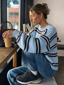 Sweater Rajut Wanita Lengan Panjang, Motif Garis Biru Muda dan Cokelat, Sempurna untuk Mode Musim Gugur dan Musim Dingin - MultiWarna - View 2