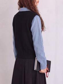 Women's Preppy Cable Knit Pullover Vest, V-Neck Fashion Warm Knit Sweater, Versatile Layering Essential - Black - View 2