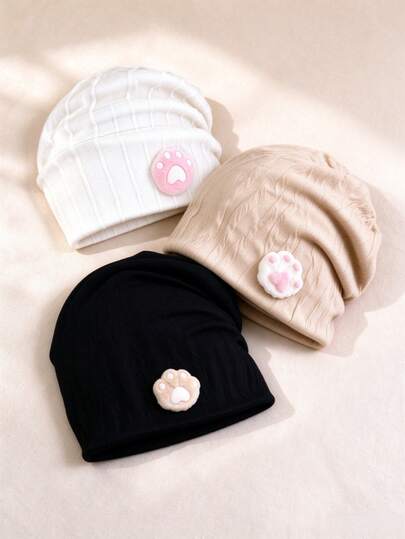1pc Women's Cute Cat Paw Applique Slouchy Beanie Hat For Autumn/Winter, Minimalist Textured Body, Casual Relaxed Wide Brim Design, Multiple Colors Available, Suitable For Daily Outings, Commuting And Shopping, Versatile Atmosphere Piece, Soft Texture Flattering Head Shape, Sweet Cool Girl Style Accessory, Autumn Outfit Essential, Personalized 3D Cat Paw Decoration, Effortlessly Create A Lazy Street Style