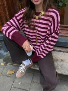 SEREN 新款秋冬深V領長袖女款針織毛衣，條紋寬鬆版型，休閒風格，適合約會穿搭 - 酒紅色 - 查看 7