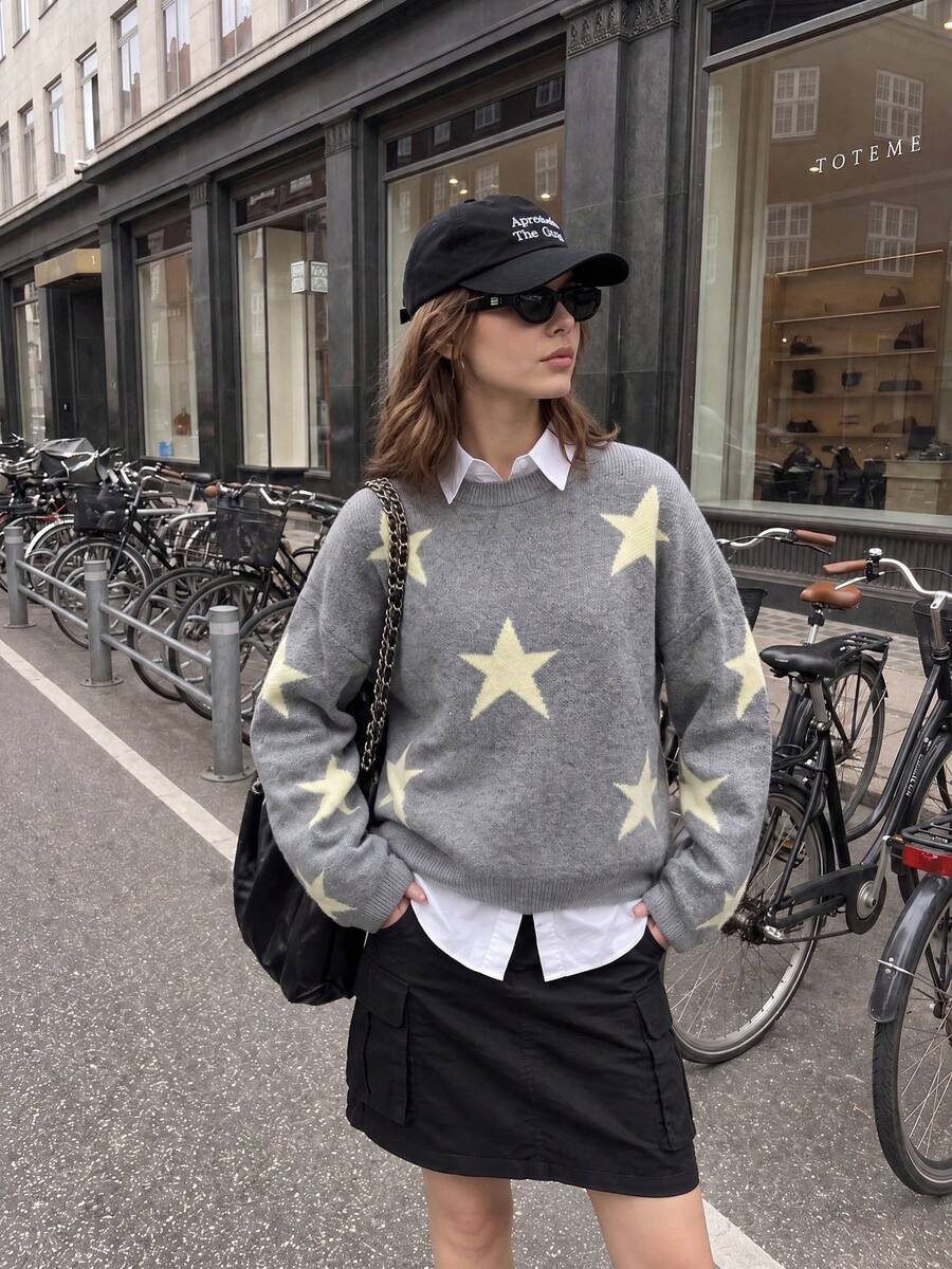 Women's Comfortable Knit Pullover Sweater, Star Pattern, Long Sleeve Round Neck Loose Fit, Suitable For Autumn And Winter - Grey - View 1