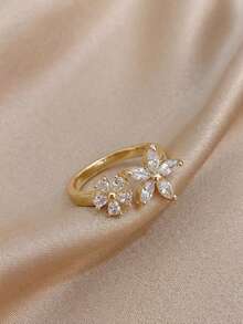 1pc Girl's Gold-Plated Five-Petal Flower Crystal Ring, Adjustable Flower Ring, Delicate Stackable Jewelry For Girls Party Prom Dates & Daily Wear - one-size - View 3