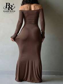 Gaun Maxi Seksi Pas Badan Model Bahu Terbuka untuk Kencan Malam dari BADDIE REALM untuk Wanita - Kopi - View 2