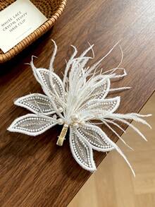1pc Large Vintage Lace Faux Feather Rhinestone Pearl Hair Clip, Bridal Wedding Headpiece, Wedding Party Accessory, Exquisite Newlywed Gift - Multicolor - View 3