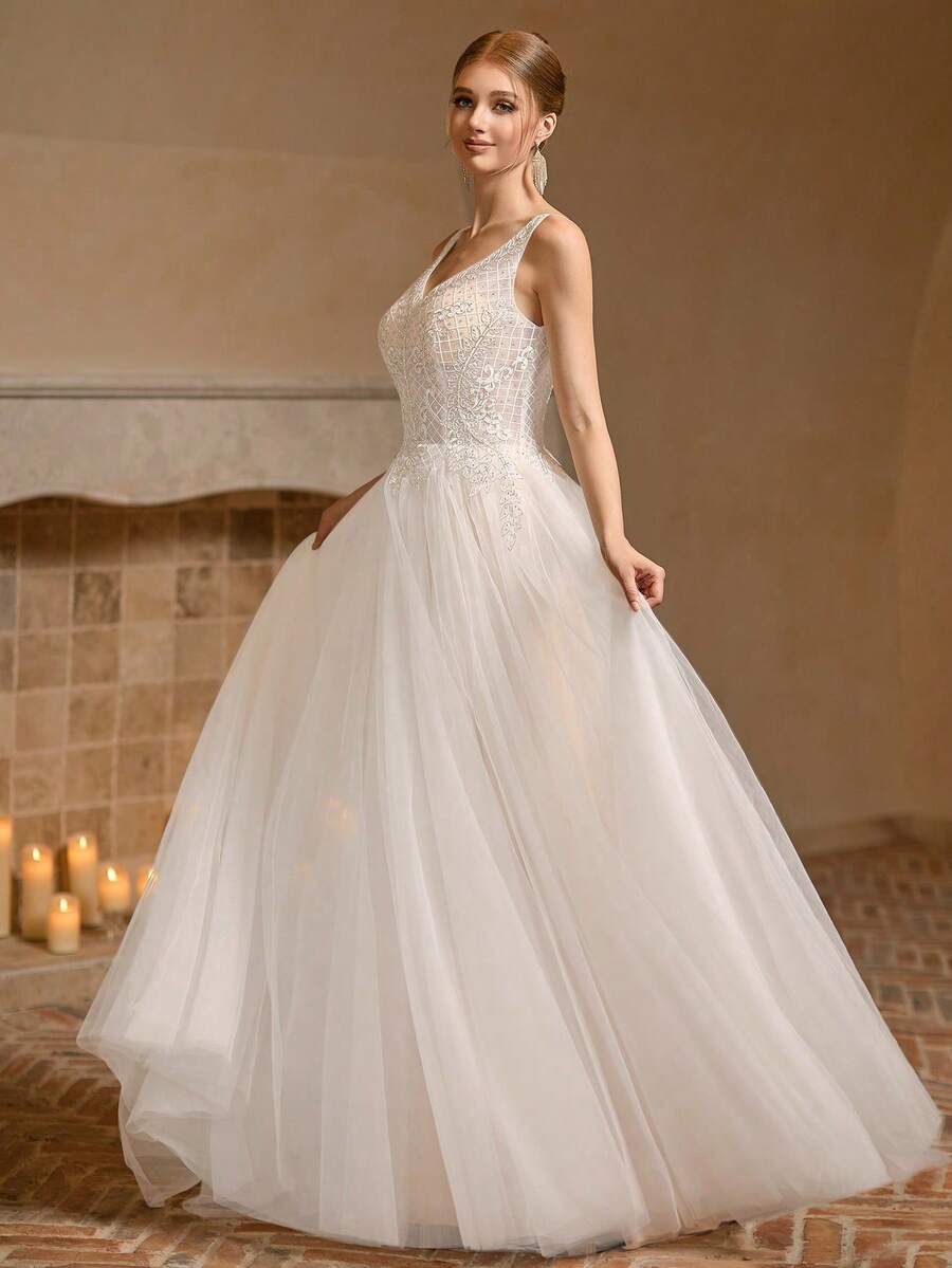 Bridal Wedding Dress, V-Neck Lace Tulle A-Line Long Gown, Ethereal Romantic Ball Gown, Suitable For Wedding Guests And Formal Evening Events - White - View 1