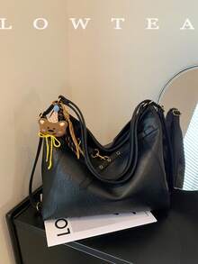 low tea 1pc Minimalist Fashion PU Leather Shoulder Bag, Suitable For Commuting, Shopping, Etc. (With Pendant) - Black - View 4