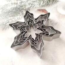 5PCS Christmas Cookie Cutter Set - Stainless Steel Snowflake Shape, Winter Snowflake Cookie Cutter Set For Holiday Baking, Cake Decoration And Christmas Gift Decoration - View 1