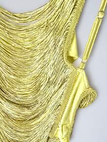 Women's Yellow Metal Chain Fringe Spaghetti Strap Backless Camisole, Eye-Catching Party Nightclub Holiday Vacation Cropped Top - Light Yellow - View 9
