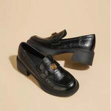 Height-Increasing British Style Loafers For Petite Women, New Autumn Camellia Commuter Slip-On Thick Sole Loafers - Black - View 4