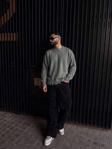 BLACKTOEXIT Men's Crew Neck Dropped Shoulder Retro High Street Frayed Hem Casual Sweater, Autumn/Winter - Grey - View 7