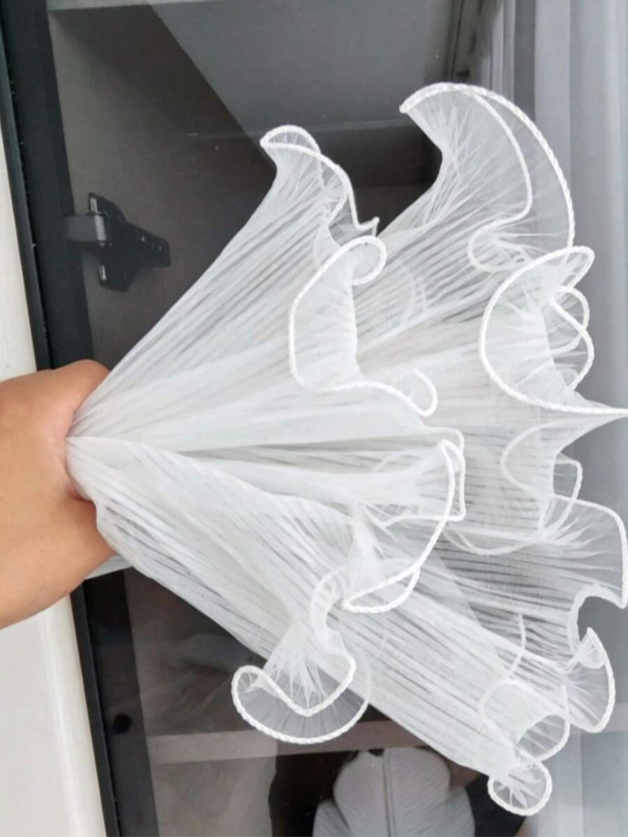 1 Pack/5 Packs Wave Mesh, Pearl Edge Floral Packaging Material, Wavy Mesh Floral Packaging Mesh, Pleated Mesh, Suitable For Wedding, Party, Christmas, Birthday, Valentine's Day, Mother's Day Gift Packaging - White - View 1