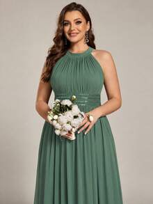 EVERPRETTY Plus Size Elegant Beaded Ruched Chiffon Halter Neck Green Bridesmaid Dress, Suitable For Evening Party, Wedding, Semi-Formal Occasion Guest Attire - Green - View 8