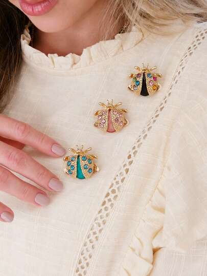 1PC Elegant Gold Ladybug Brooch Colorful Crystal Insect Lapel Pin For Blouse Cottagecore Fall Halloween Christmas Outfit