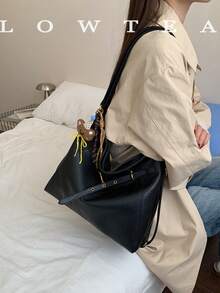 low tea 1pc Minimalist Fashion PU Leather Shoulder Bag, Suitable For Commuting, Shopping, Etc. (With Pendant) - Black - View 12