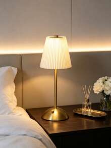 1PC Fabric Metal LED Desk Lamp, USB Rechargeable Table Lamp, Minimalist Design, Fabric Lampshade, Suitable For Bedroom Lighting, Retro Style Restaurant Decor Atmosphere Table Lamp, Bedroom Bedside Lamp, Bedside Lighting, Atmosphere Lighting, Modern Lighting, Minimalist Design, Touch Switch, Metal Base Lamp Body, Adjustable Brightness, Decorative Lamp Night Light - Multicolor - View 4
