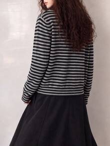 Women's Autumn/Winter Fashion Striped Knit Cardigan, Long Sleeve Round Neck Button Front Sweater, Daily Fashion Outfit - Grey-black - View 2