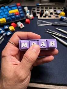 1pc Personalized Custom Name Mechanical Keyboard Keychain, Keycap Stress Relief Accessory, 3D Printed Accessory, Custom Keyboard Keychain Pendant, Suitable For Halloween And Christmas - Multicolor - View 3