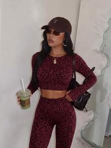 Seamless Basic Leopard Print Long Sleeve Sports Top & Long Pants Set - Burgundy - View 2