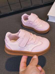 Giày sneaker thường ngày cho bé gái mùa xuân/thu, thêu nơ, quai dán dễ xỏ, mũi tròn bảo vệ ngón chân, da bò, đế mềm chống trượt, cho bé tập đi, mầm non, đi học và dùng hàng ngày đa năng - Hồng - Xem 8