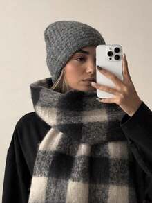 1-Piece Black Grey Shawl Plaid Scarf, Rectangular Tassel Scarf, Suitable For Daily Use In Autumn, Winter, Beach, Vacation, Accessories, And Travel Essentials - Black and White - View 2