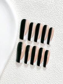 秋季 10片裝幾何拼接風手工穿戴甲 Polygel 美甲套組，黑白配色，俐落極簡風，3種尺寸可選，杏仁甲、鴨嘴甲、棺材甲，適合派對、舞會、日常配戴（手工細節可能有所不同） - 彩色 - 查看 12