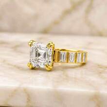 Women's Fashion Minimalist Square Zirconia Inlaid 18K Gold Plated Daily Versatile Commuter Ring - Gold - View 2