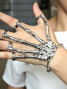 1pc Hip-Hop Punk Style Exaggerated Vintage Texture Skull Bracelet Adjustable Five-Finger Ring Metal Connected Finger Bracelet Men's Halloween Party Costume Essential Accessory (Please Check The Size Chart When Purchasing) - Silver - View 10