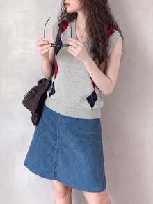 Women's Autumn/Winter Vintage Argyle Knit Vest, V-Neck Regular Fit Preppy Style Sleeveless Pullover Sweater - Light Grey - View 3