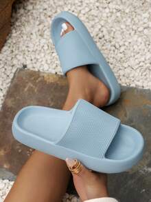 Women's Summer Slippers, Soft Sole Comfortable Beach Slides For Home, Bathroom, Dorm, Office And Outdoor Wear - Light Blue - View 3