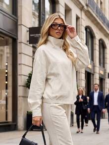 Fashion Women's Autumn/Winter Jacket, Solid Beige Woven Long Sleeve Short Jacket With Pockets, Lapel Collar, Front Button Design - White - View 3