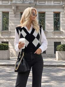 Women's Autumn/Winter College Style Argyle Knit Vest, Black V-Neck Button Sleeveless Layering Cardigan, Suitable For Christmas, Halloween, Thanksgiving Outfits - Black - View 8