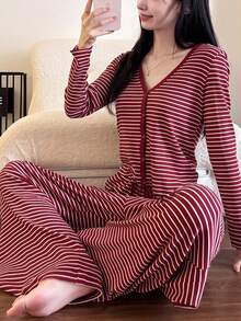 2pcs/Set Women's Pajamas Loungewear Set, Open Front V-Neck Striped Fashion Minimalist Long Sleeve Pants, Easy Care Fabric (Random Print) - Red - View 2