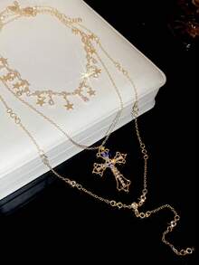 3 Pieces Set Vintage Baroque Layered Cross Heart Pendant Necklace Gold Three-Layer Women's Necklace Avant-Garde Gothic Y2K Jewelry - Gold - View 2