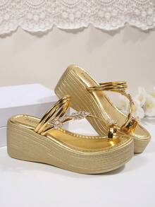 Women's Gold Metal Buckle Decor Wedge Platform Sandals, Waterproof Toe-Clip Flip Flops, Beach Holiday Daily Wear Height-Increasing Thong Slippers - Gold - View 2
