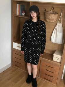Polka Dot Button Front Women's Sweater Set, Round Neck Long Sleeve Black Knit, Elegant Autumn/Winter Casual, Office And Party Wear - Black - View 2
