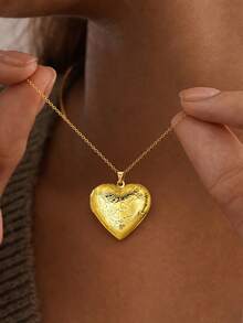 Custom Photo Heart-Shaped Stainless Steel Necklace Personalized Vintage Oval Heart Locket Can Hold 2 Photos Memorial Pendant Gift For Her Suitable For Mother's Day, Valentine's Day, Christmas, Birthday, Anniversary, Wedding, Thanksgiving, Best Friend Gift, Daily Wear Delicate Thin Chain Necklace, Women's Fashion Memorial Jewelry - Multicolor-style 1 - View 5