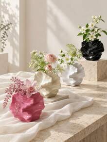 1件 Wabi-Sabi 荷葉邊不規則花瓶 抽象波浪造型花瓶 裝飾性桌面花器 適用於客廳臥室婚禮節日居家裝飾 - 摺紙 - 查看 4