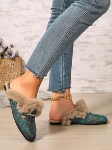 2026 New Women's Fringed Mule Shoes, Green Metallic Jacquard Fabric, Rhinestone Decor Strap, Faux Fur Lining, Warm And Foot-Protecting, Suitable For Home, Daily Casual And Street Wear - Dark Green - View 4