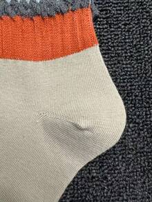 5 Pairs Women Loose Socks, Autumn/Winter Striped Mid-Calf Socks, Retro Rainbow Color Long Socks, Loose Cuff Comfortable Knit Socks, Cute Layered Socks, Ruffle Socks, Warm Winter Socks, Ruffle Hem Socks - Multicolor - View 4