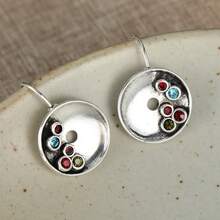 Women's Luxury Handmade Artistic Earrings, Exquisite Round Pendant, High-End Versatile Accessory, Ideal Gift For Commuting, Dating And Vacation - Silver - View 6