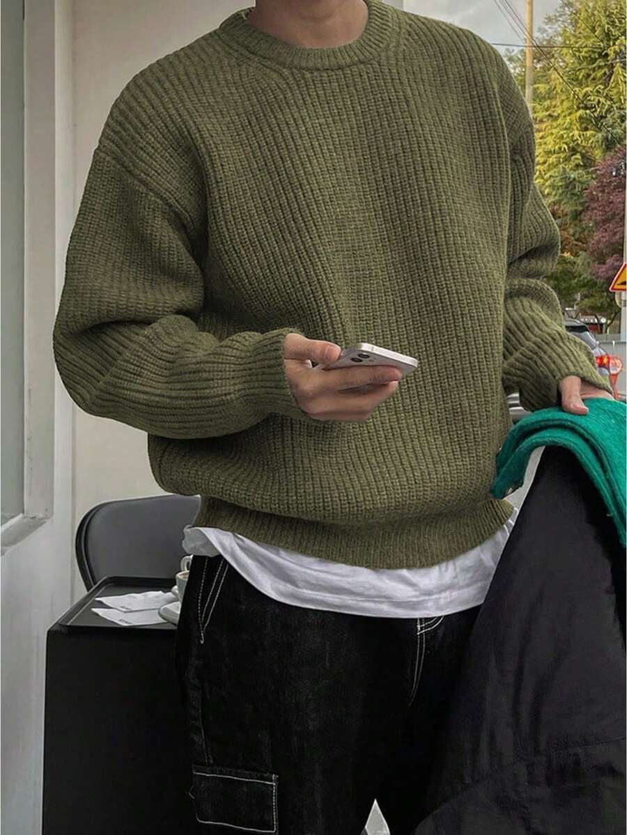 男士秋冬基礎款純色輕量薄款聚酯纖維小麥穗紋理小眾設計長袖落肩圓領套頭針織衫 - 綠色 - 查看 1