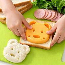 1/2Pcs Bear Shape Sandwich Cutter, Plastic Bread Toast Cutting Mold, DIY Food Cutter For Kids School Bento Box, Picnic, Family Breakfast, Snacks, Christmas Birthday Party Food Decoration - View 2