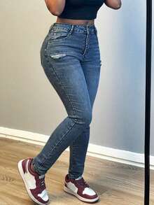 Plus Size Women Button Ripped Pocket Slim Fit Jeans - Dark Wash - View 5