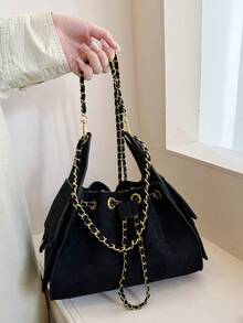Large Capacity Shoulder Bag With Drawstring Closure, Vintage Distressed Matte Tote Bag For Women, Suitable For Daily Commute, Shopping And Dating, Metal Chain Strap For Shoulder Or Crossbody Wear, Retro Underarm Bag, Large Capacity Women's Bag, Versatile Commuter Bag With Atmospheric Style - Black - View 4